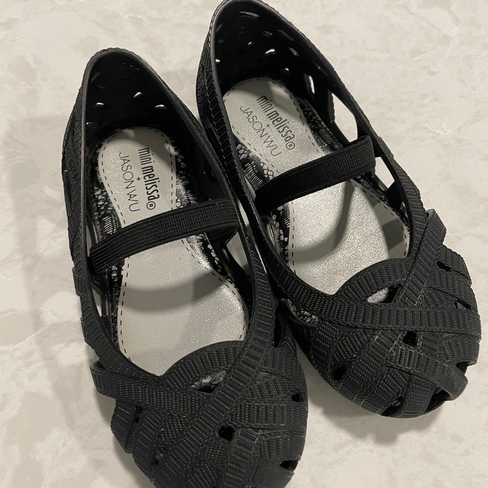 Black Mini Melissa Size 8